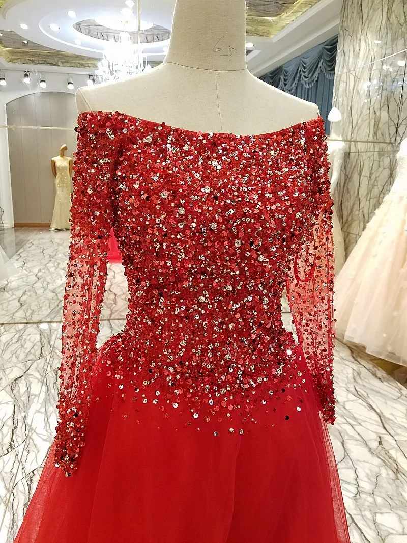 Элегантное ТРАПЕЦИЕВИДНОЕ платье невесты с вырезом лодочкой и длинным рукавом