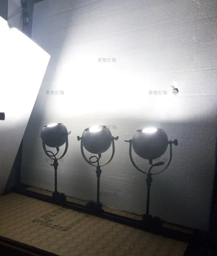 led track light loft industry clothing store setting wall round with the long pole guide shoot | Освещение