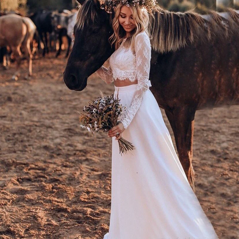 

Two Pieces Boho Lace Beach Wedding Dresses Long Sleeves Full Length Sexy Bridal Dresses Covered Buttons Country Bride Dresses