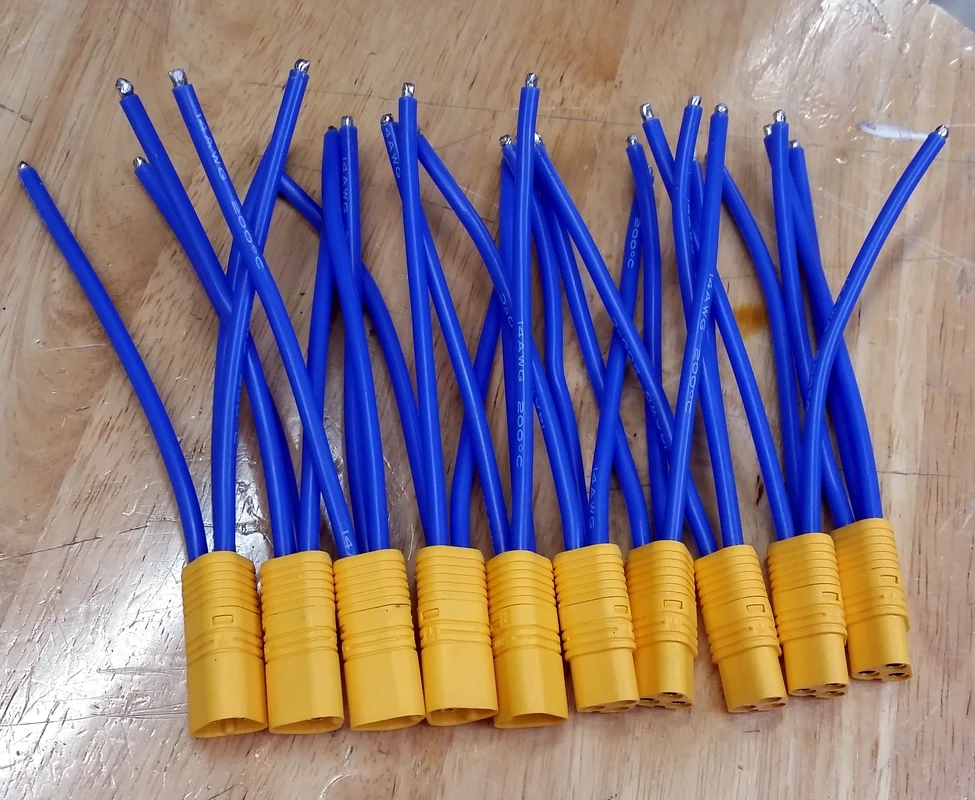 

Высота каблука 10 см синий 14AWG силиконовый провод с MT60 Разъем 10 шт./лот