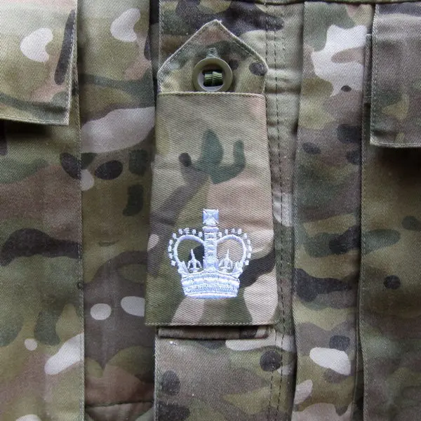 Британская армейская вышивка Мультикам MTP WO II старшеклассник белый ранг горки