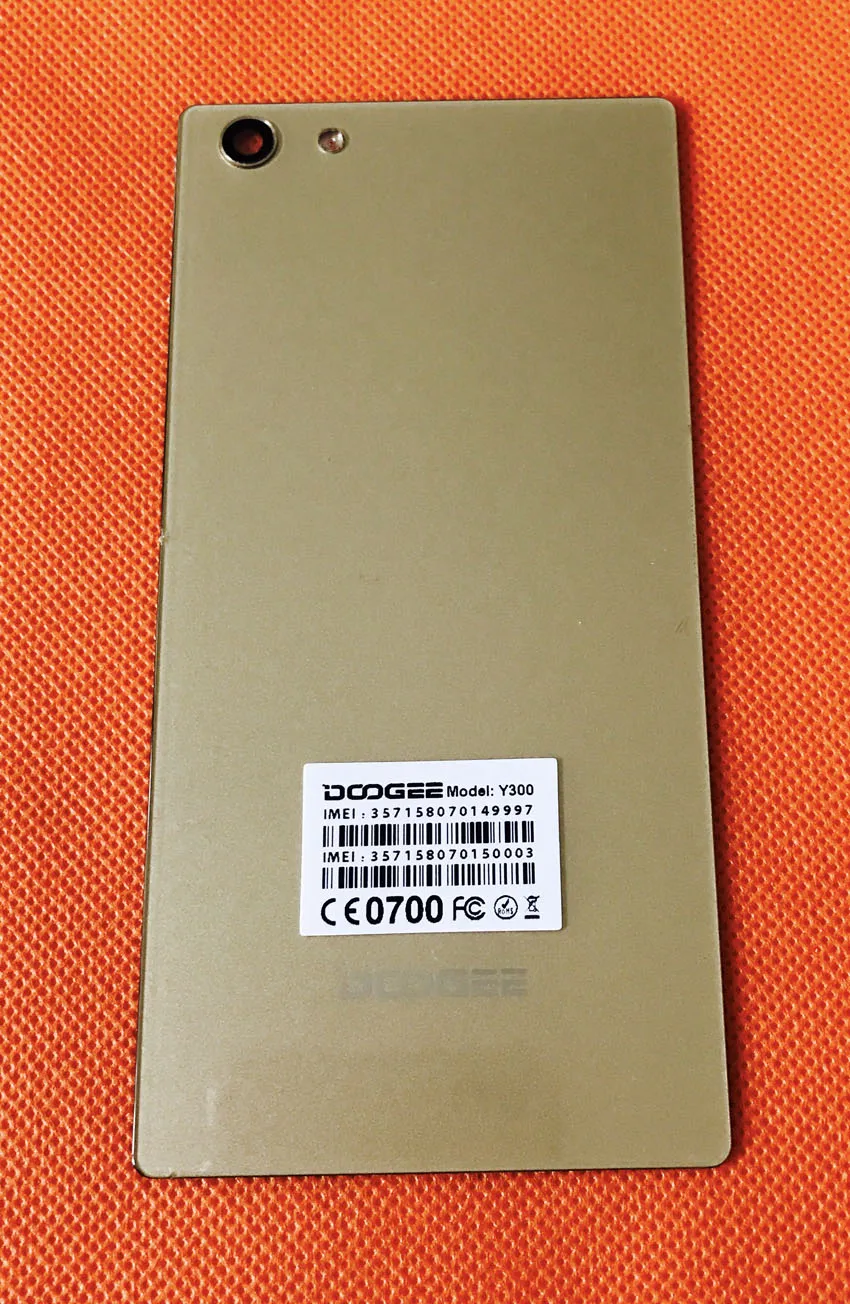 Используется оригинальный защитный чехол для аккумулятора Для Doogee Y300 MT6735