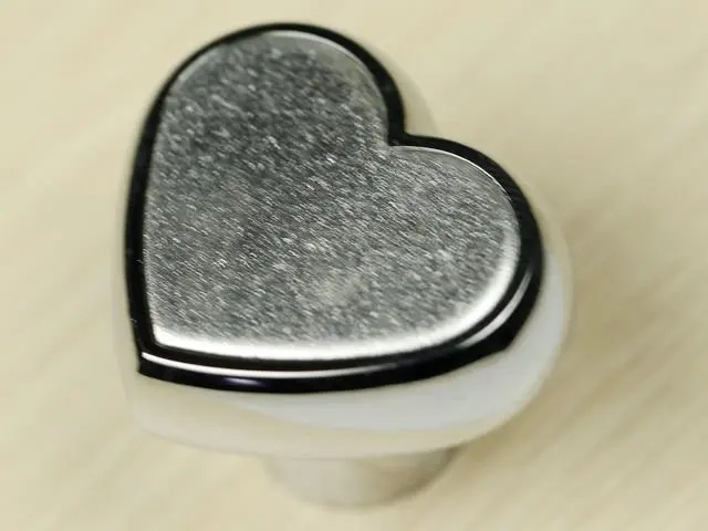 

10Pcs/Lot Heart-shaped Kitchen Cabinet knob And Drawer Pull