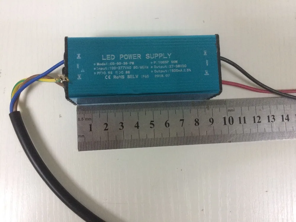 Водонепроницаемый светодиодный драйвер постоянного тока AC85V-265V в DC 20-39 1500 мА для 50