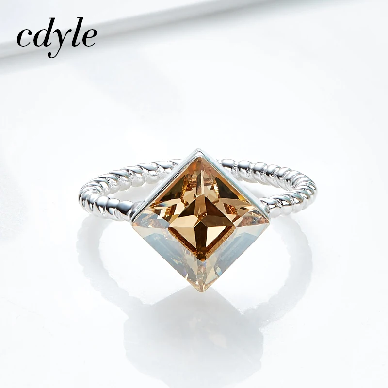 Женское квадратное кольцо Cdyle украшенное кристаллами регулируемое ювелирное