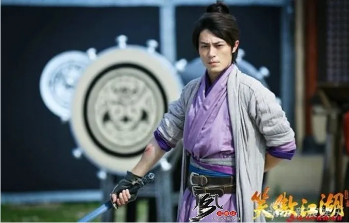 

Hanfu male costume TV Play Xiao'AoJiangHu LingHuChong Acting Clothes Men's Costume Set Free Shipping