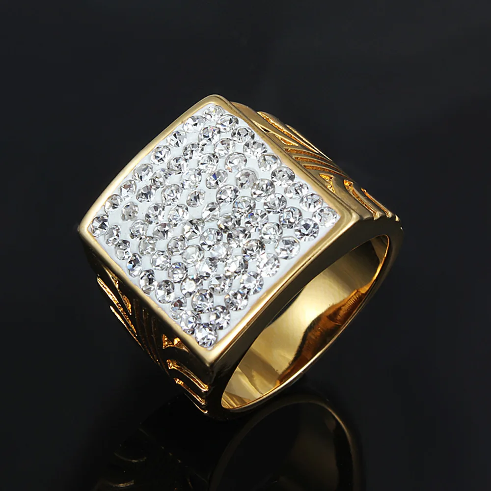 Эффектное кольцо мужское большое с квадратной огранкой украшенное желтым