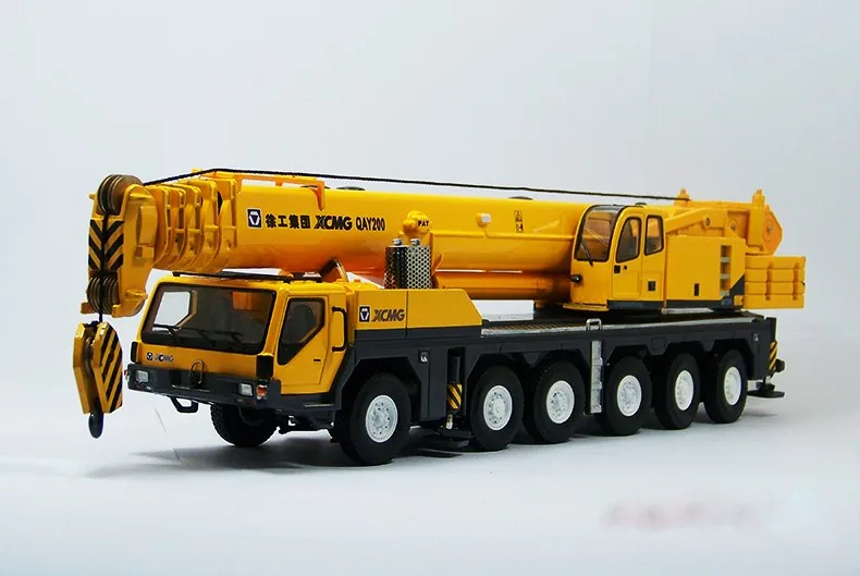 Редкая коллекционная модель 1:50 XCMG QAY200T мобильный тяжелый кран грузовик инженерное оборудование литья под давлением игрушка модель для украшения, подарок - Цвет: Цвет: желтый