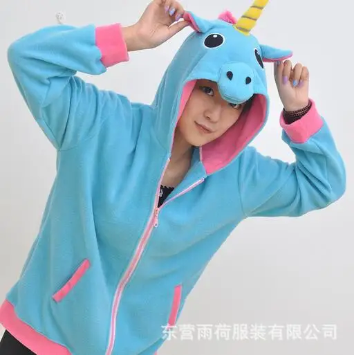 Свитер с длинным рукавом и изображением животных кораллового цвета