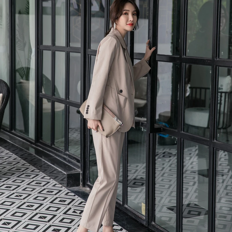 Женский комплект из двух предметов двубортный блейзер цвета хаки и брючный