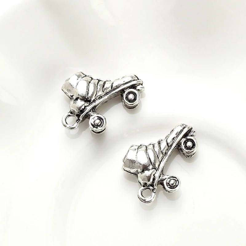 Роликовые коньки с оберегом "Счастливый глаз" из серебряного сплава. Аксессуары для создания украшений Diy для ожерелья, браслета, брелока. EY4763.