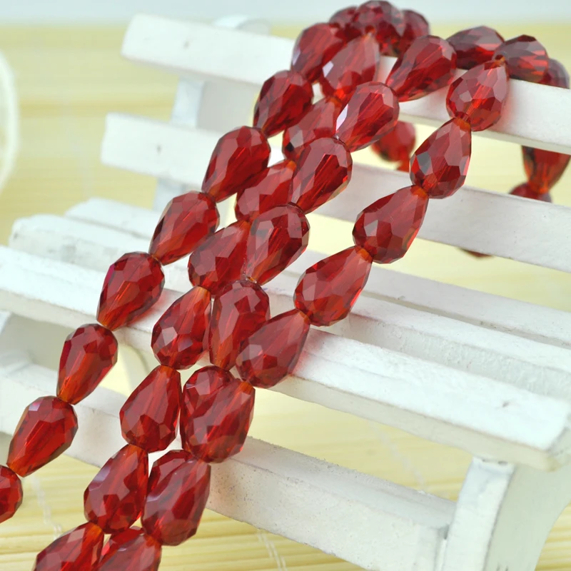 

Бусины стеклянные граненые в форме капли красной воды, 8 х11 мм, 295 шт./лот