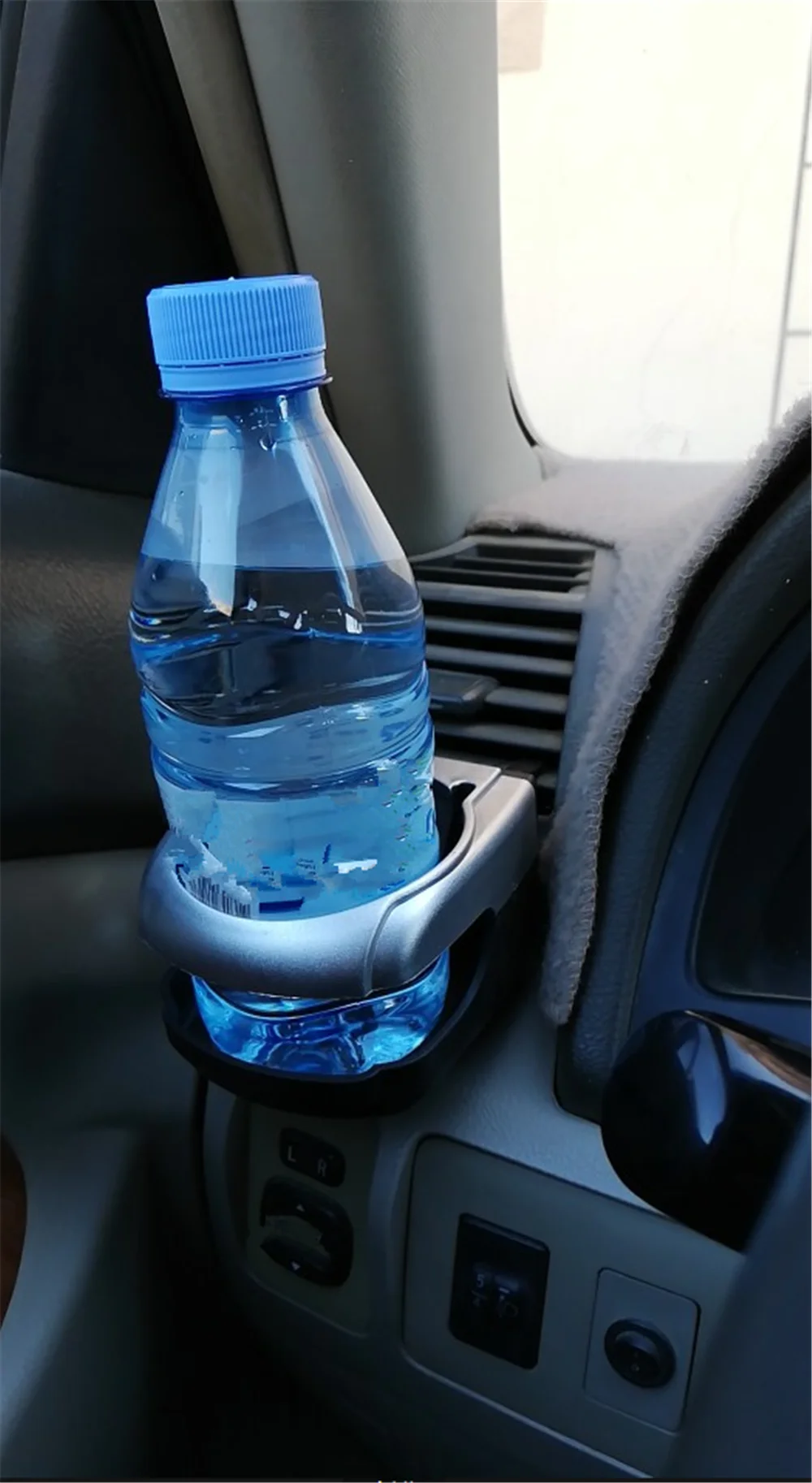Автомобильная Подставка для напитков с вентиляцией держатель бутылки воды