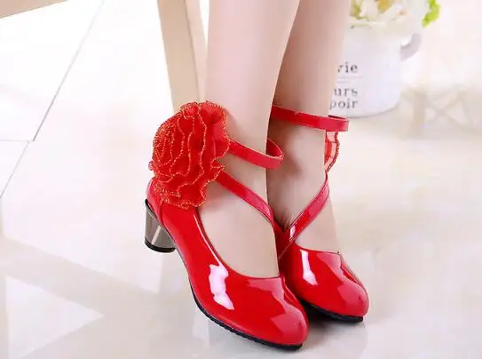 Для девочек на весну и осень Стильная детская обувь принцессы Модельные туфли из