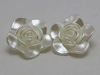 10 large ivory acrylic pearl rose flower beads cabochons 33mm 3 hole button bead