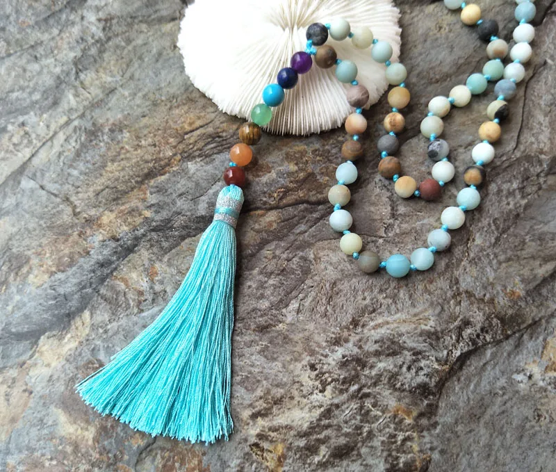 5 нитей естественных кристаллов Amazon Stone 7 чакр с кисточкой узелковой ручной работы Бохо женские ювелирные ожерелья NK100-1.