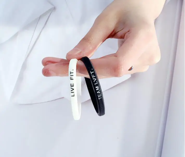 

Wholesale Silicone Rubber Wristband Flexible Wrist Band Cuff Bracelet Sports Casual Bangle For Women Men