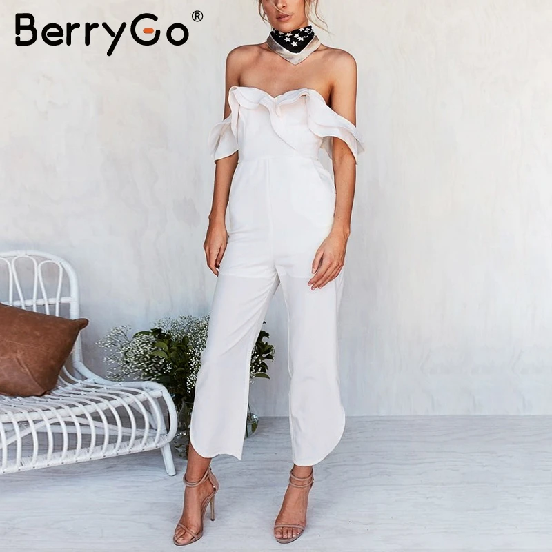 Женский комбинезон с открытой спиной BerryGo черный открытыми плечами