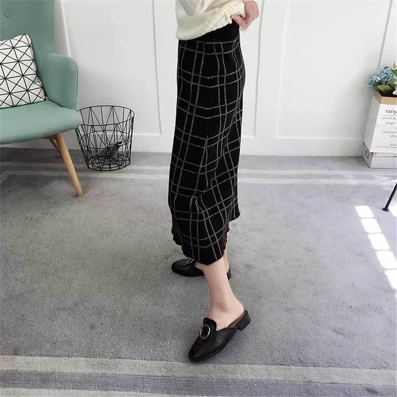 

2017 Women's Autumn Winter Plaid Knit Skirts Women Thick A-Line Black Skirt