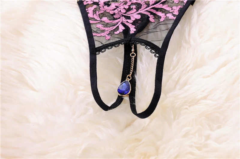 

Brand Women Sexy Underwear Women Embroidery Lace Open Crotch With Pendant Sexy Panties Tangas Women Lace Culotte Femme Briefs