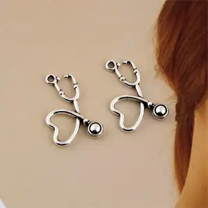 Подвеска-стетоскоп серебряного цвета Доктор, 50 шт., инструмент медсестры, подвеска из сплава для изготовления ожерелья сделай сам, 22x15 мм, A295