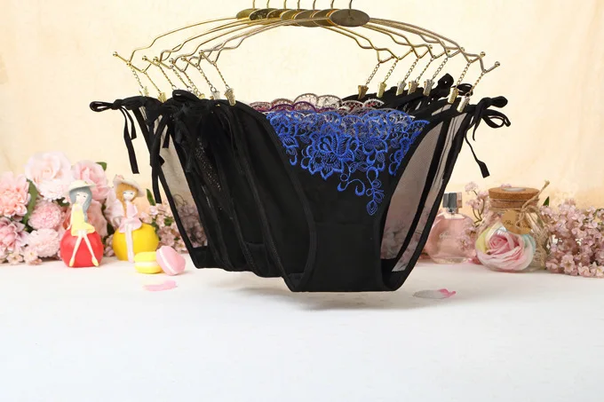 Женское сексуальное нижнее белье с красивыми кружевными листьями стринги