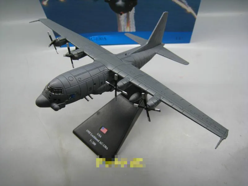 AC-130 Gunship AMER 1/200 масштаб военная модель игрушки AC-130 военный корабль наземная атака самолет истребитель литой металлический самолет модель игрушки для сбора - Цвет: AC-130 Gunship