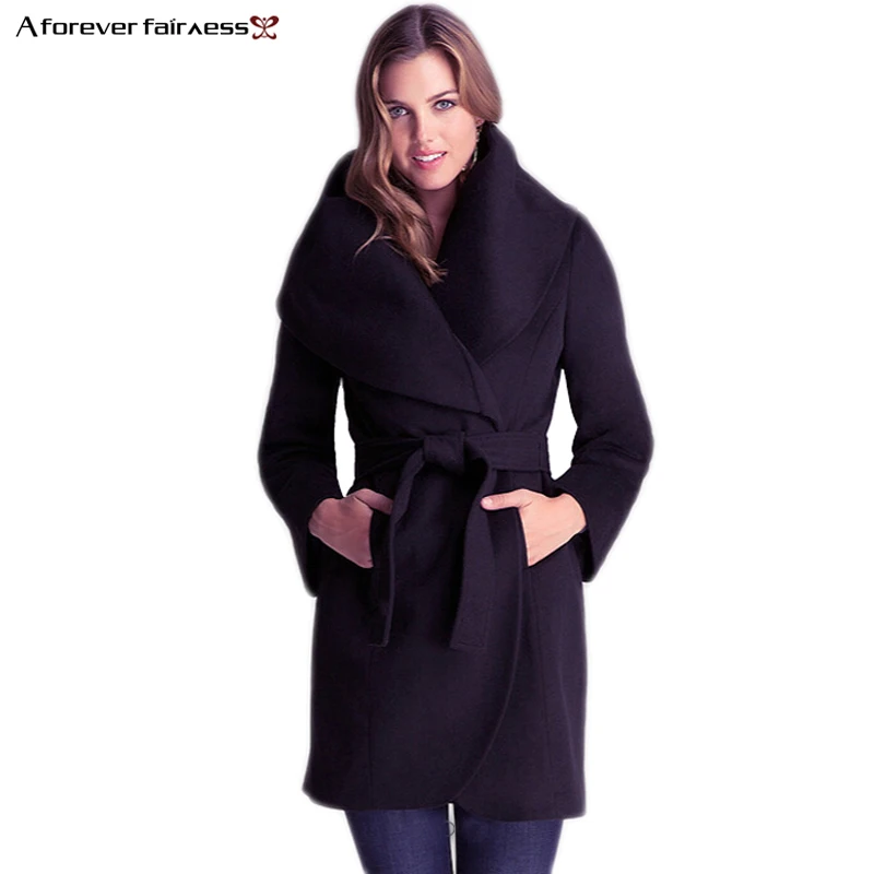 Женское шерстяное пальто с поясом приталенное длинное длинным рукавом и большим