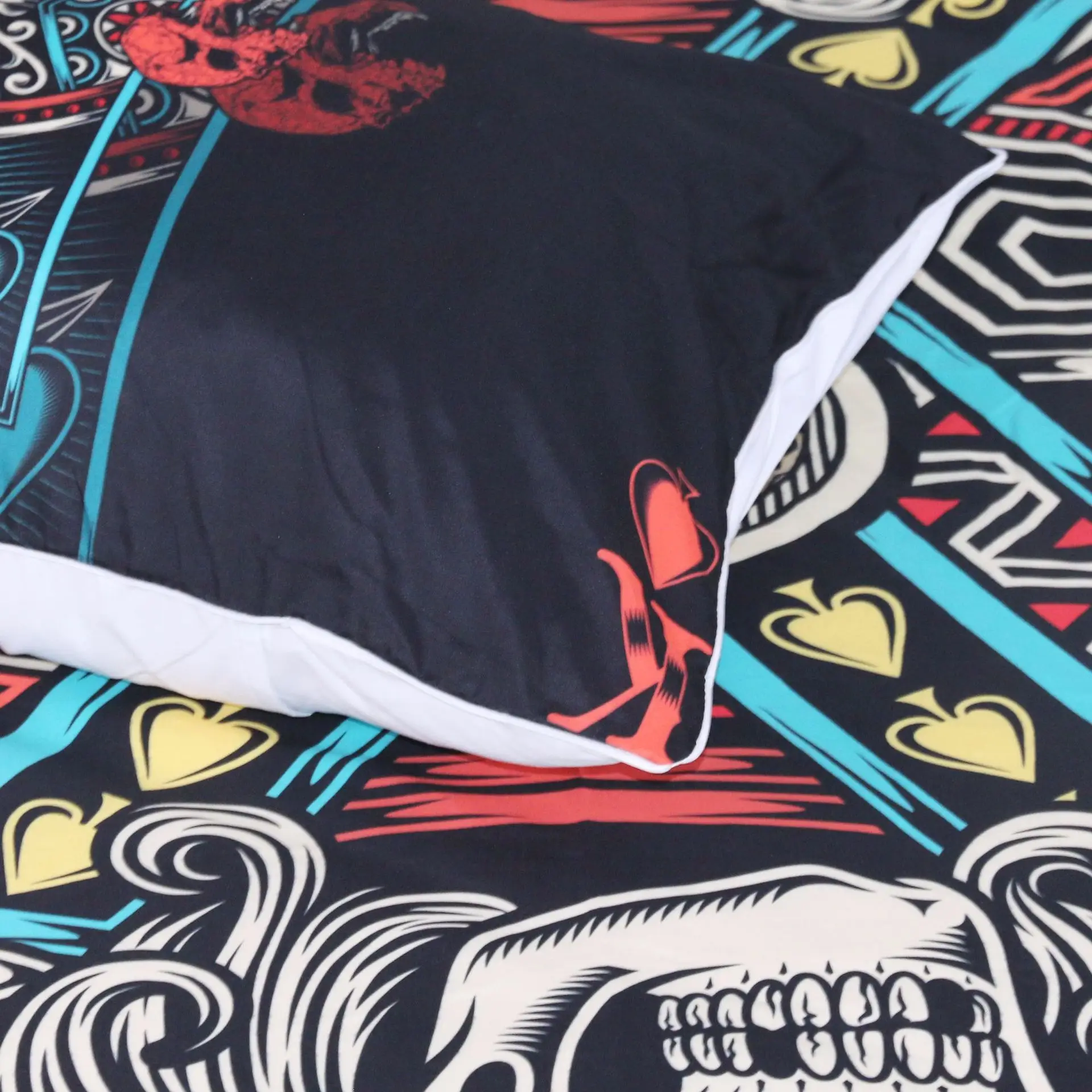 Комплект постельного белья с 3d-рисунком черепа пододеяльник наволочка США