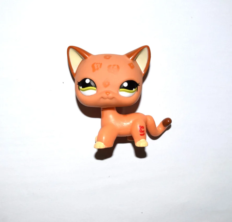 Фигурка котенка из короткой шерсти зеленые глаза | Игрушки и хобби