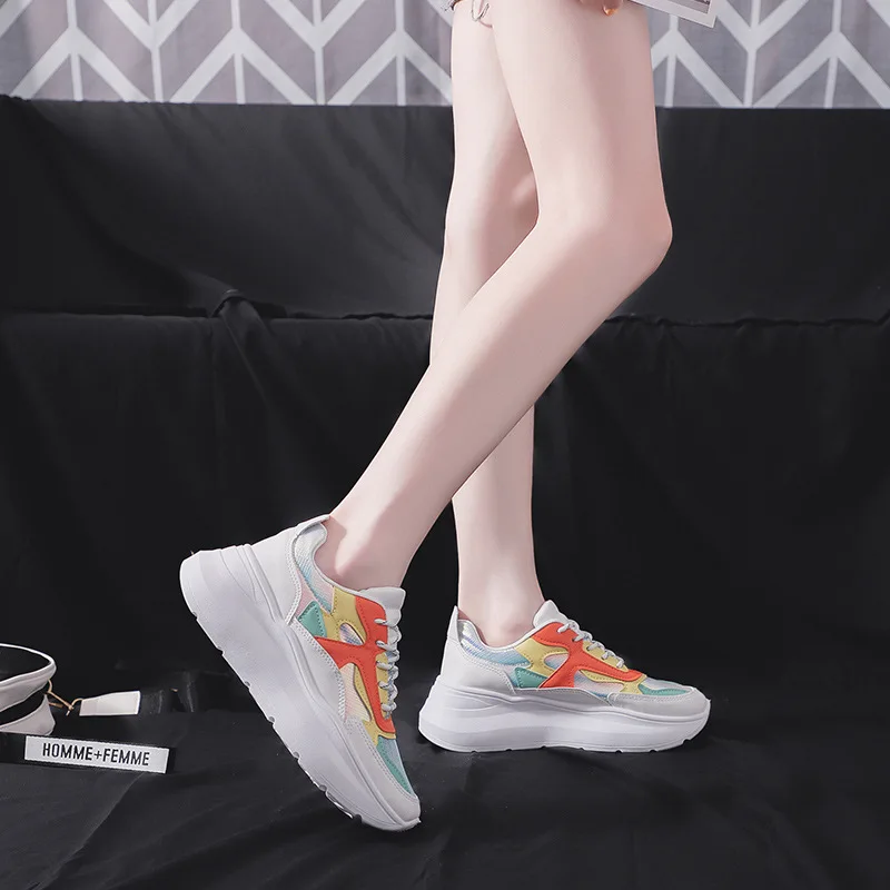 Женские кроссовки на толстой подошве Fujin яркие белые плоской платформе для