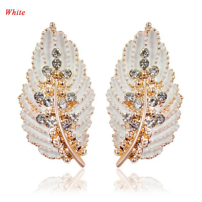 Одна пара роскошные стильные женские серьги гвоздики с золотистыми