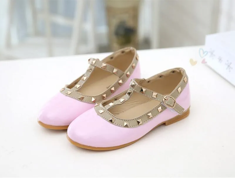 Босоножки сандали sandals Girls Shoes Kids Fashion Dress Shoes Удобные Мягкие Принцесса Заклепки Shoes For Kids Girls Shoes Дышащий Ребенок Кроссовки 8816 сандали детская обувь туфли для девочек обувь детская
