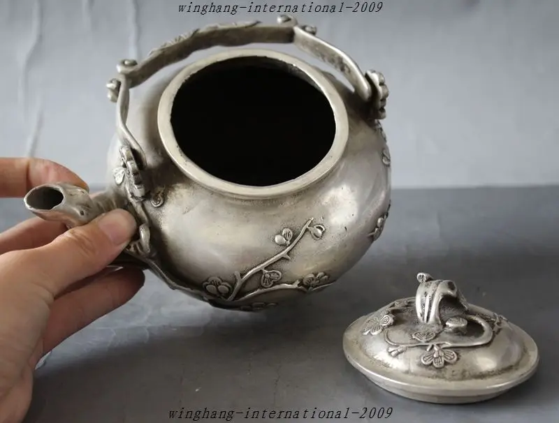 

Crafts statue marked old chinese silver Plum flower statue Portable Teapot kettle Water Bottle halloween
