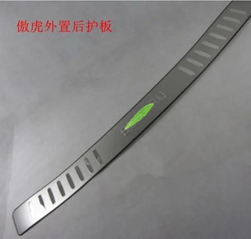 Stainless Steel car Rear Bumper Protector Sill Trunk Tread Plate Trim For Subaru Outback 2010 2011 2012 2013 2014 Car styling