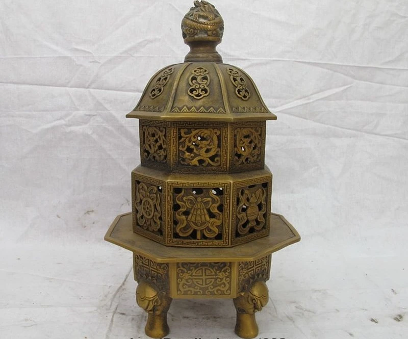 

Sign Xuande bronze Buddhism Eight treasures Dragon Royal Palace Incense burner