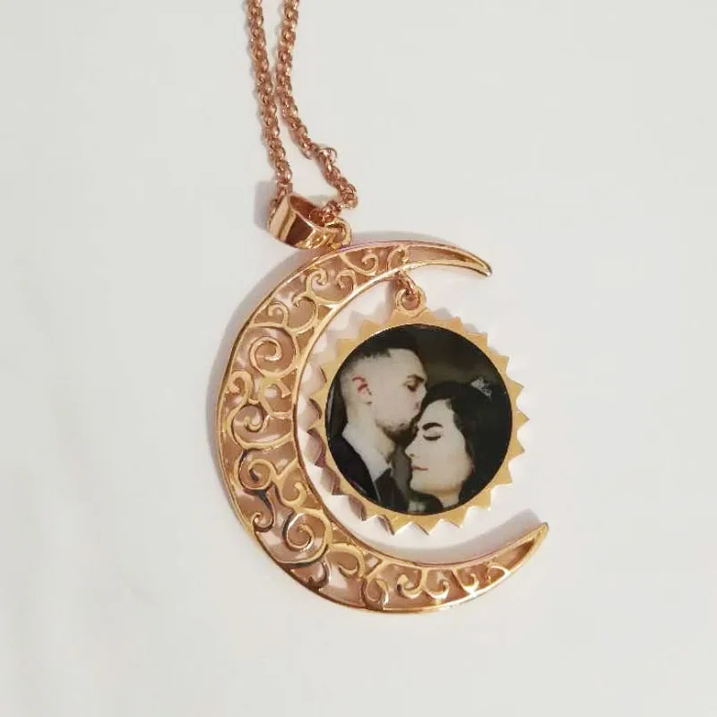 

Custom Color Photo I Love You to the Moon and Back Necklace Personalized Picture Sun Flower Pendants with Words Rose Gold Chain