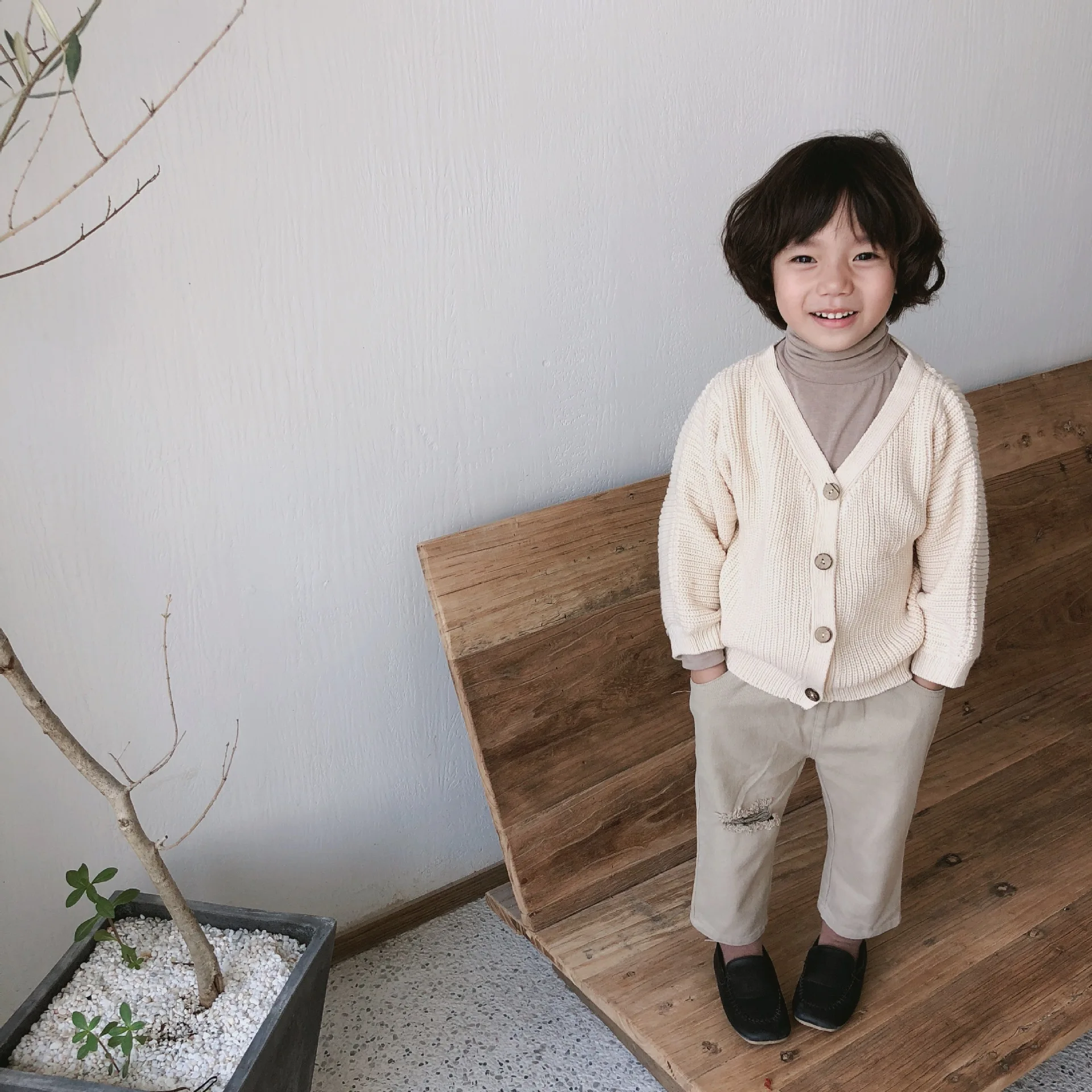 Новое поступление Осенняя детская одежда вязаные пальто для мальчиков и девочек