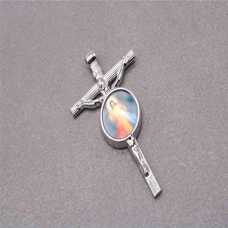 Христианский классический винтажный медальон с бронзовым крестом. Медаль