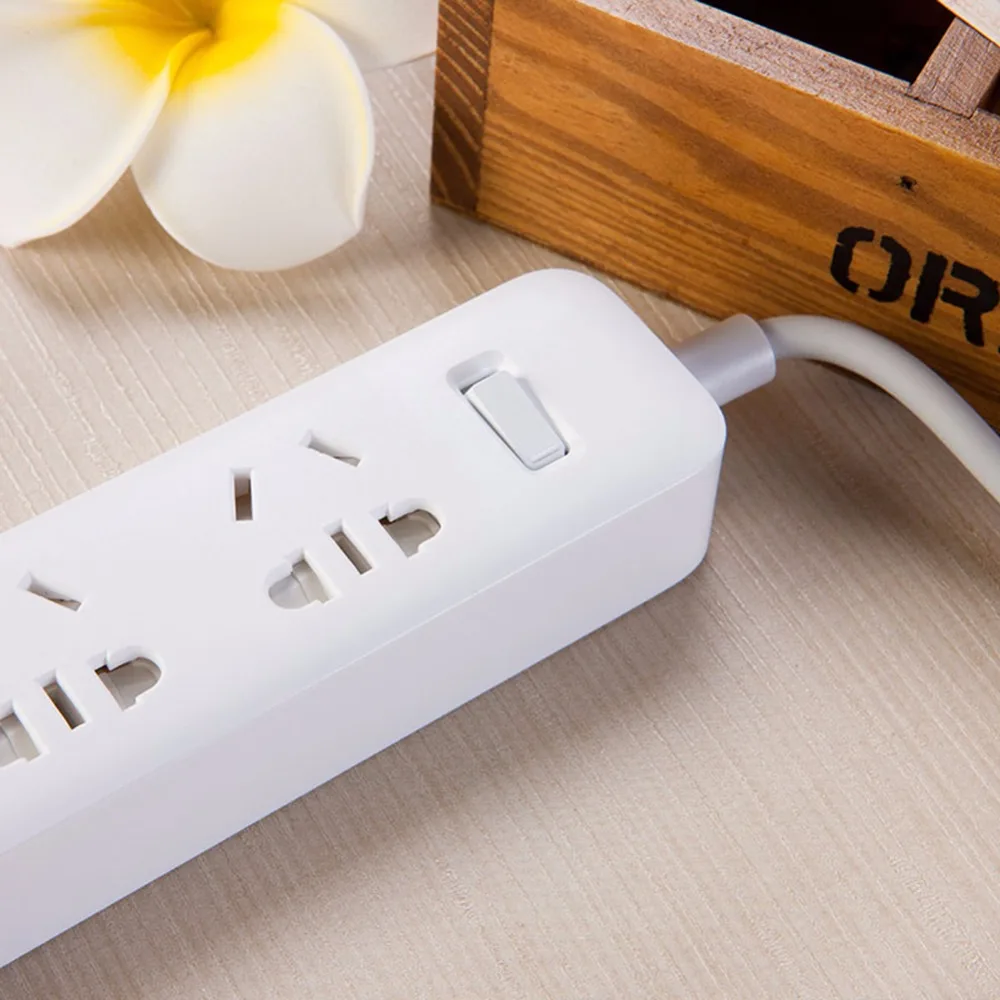 Зарядное устройство XiaoMi с 3 USB портами мини удлинитель стандартный разъем