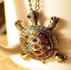

wholesale Fashion animal little turtle necklace long necklace design vintage gualian gentlewomen elegant gifts