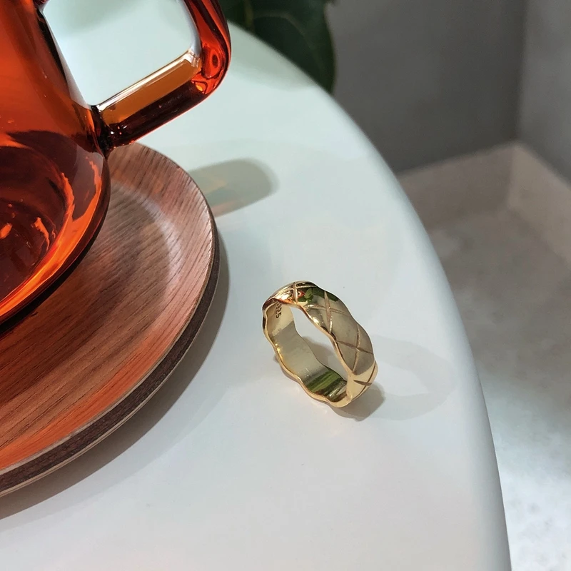 Корейский ромбовидный резной крест Фигурное волнистое широкое кольцо из
