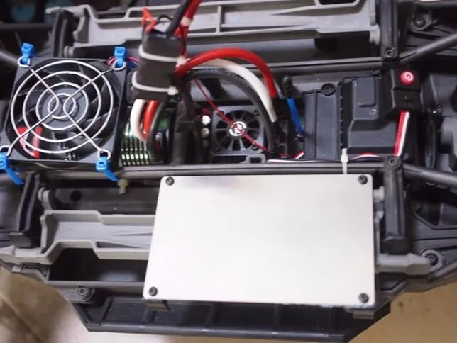 Большой ESC Монтажная пластина запасные части Монтажный кронштейн для 1/5 Traxxas X-Maxx RC