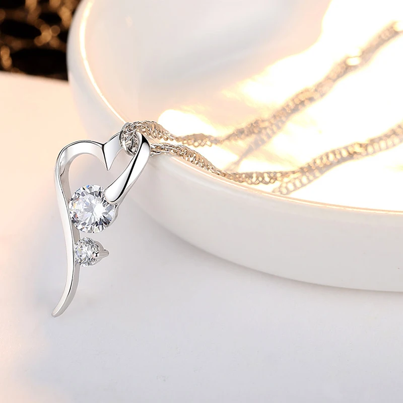 Ожерелье Циркон в форме сердца кристалл ожерелье цепочка Женская на ключицы