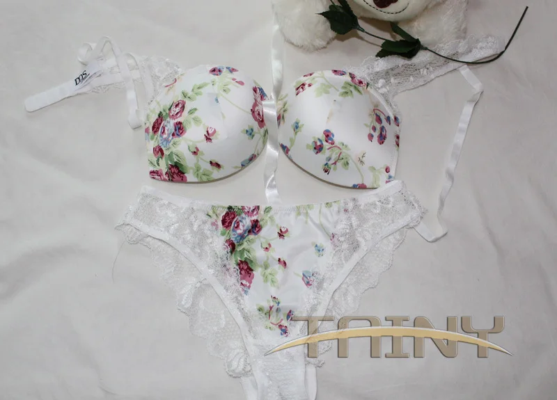 TAINY Новый Атлас Кружево Глубокий V Push Up для женщин нижнее бельё трусы Бюстгальтер