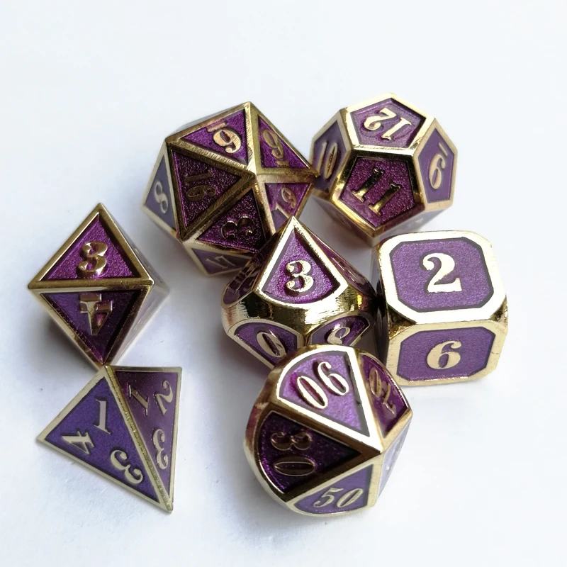 Фабрика экспортирует 7 шт./набор креативных ролевых игральных костей D& D металлические игральные кости хром прозрачный фиолетовый