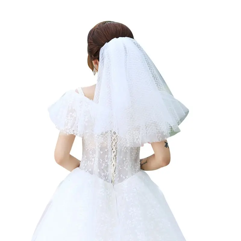 4 Tier Layered Women Wedding Veil Hollow Out Grid Mesh Short Fluffy Tulle Retro Bridal Veil Night Party Costume With Metal Combs