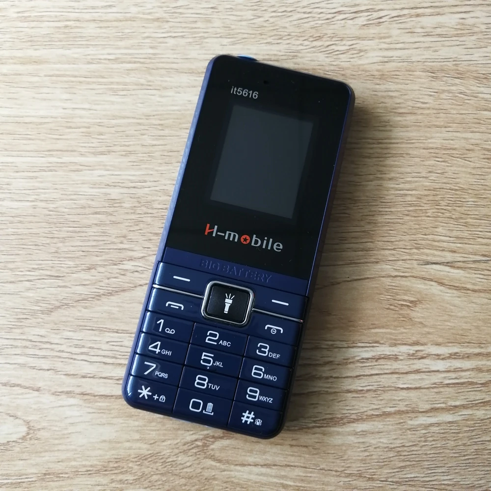 Дешевые китайские сотовые телефоны в виде телефон gsm двойной сим сотовый с