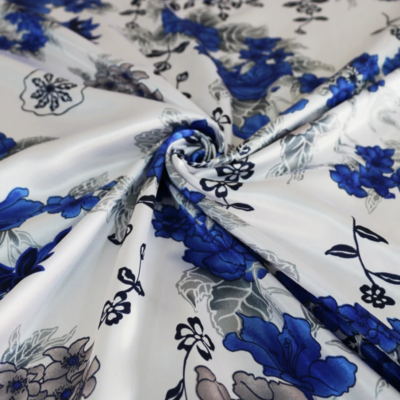 Мягкая китайская винтажная атласная ткань с сине-белыми цветами для рукоделия |