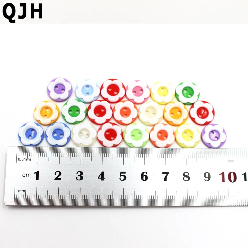 200 шт. 12 мм разноцветные пластиковые пуговицы с цветком сливы для украшения